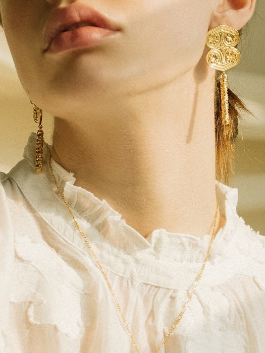 Classic blossom laurel bar earrings (925 silver)