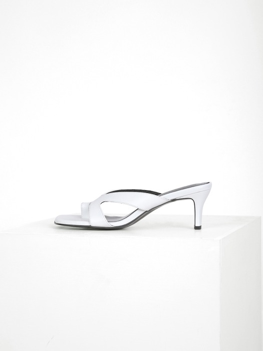 CUT OUT STRAP MULE - WHITE 