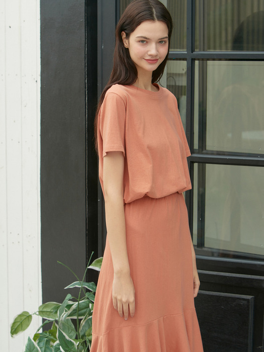 iuw711 [셋트] loosefit half T + banding flare skirt (brick)