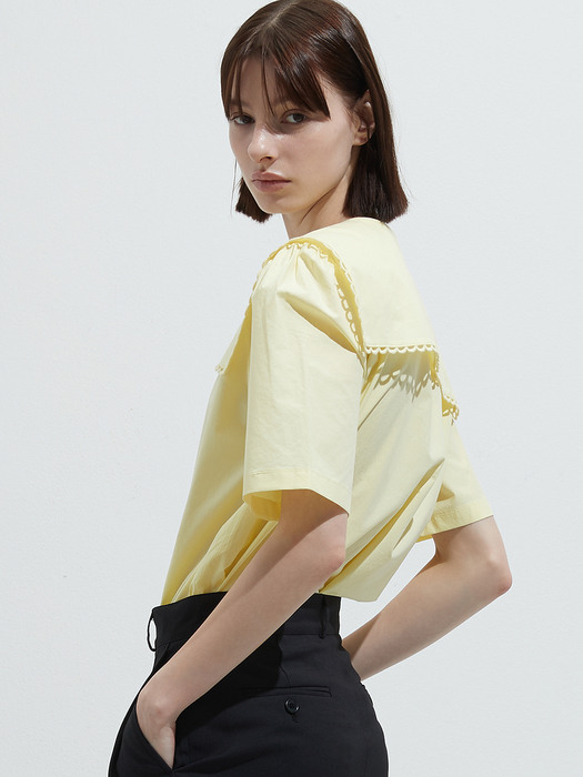 Collar pointed blouse - Lemon