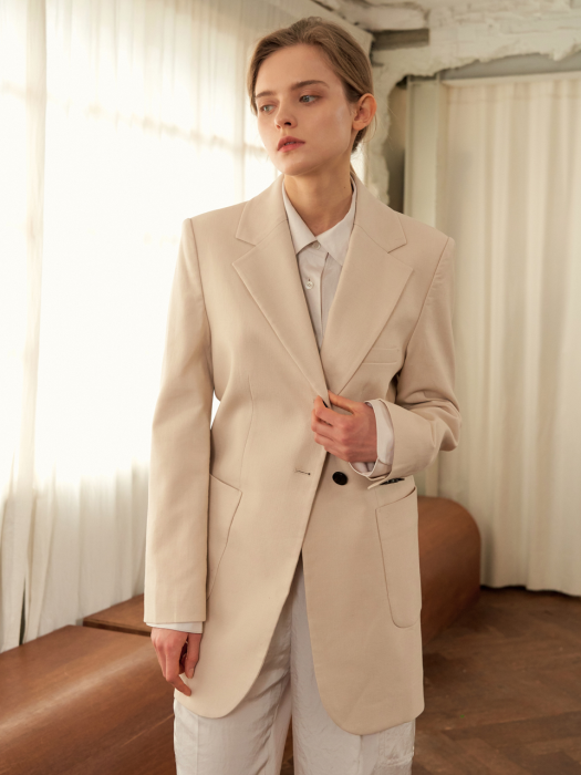 [LIMITED] TUCK POINT TWO BUTTON JACKET IVORY AEJA0E004I1
