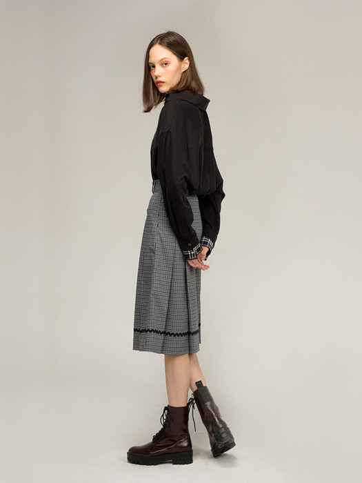 Houndstooth pleated skirt