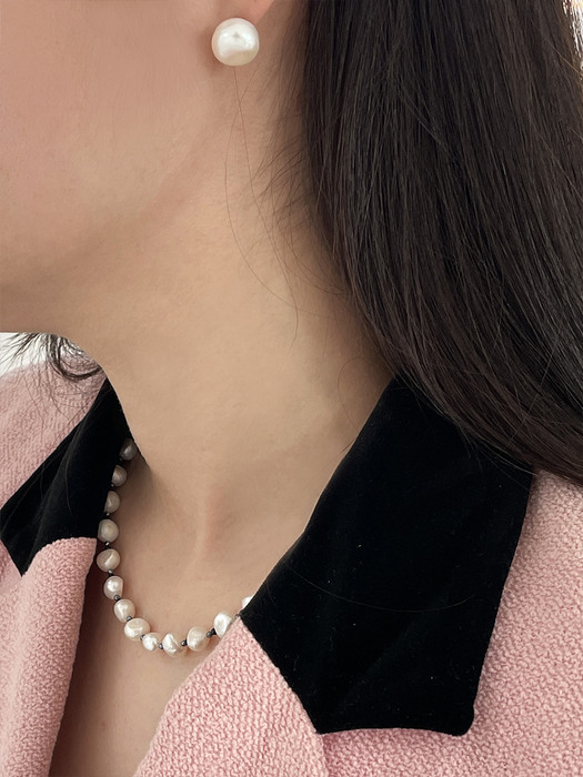 black mid pearl necklace (Silver 925)