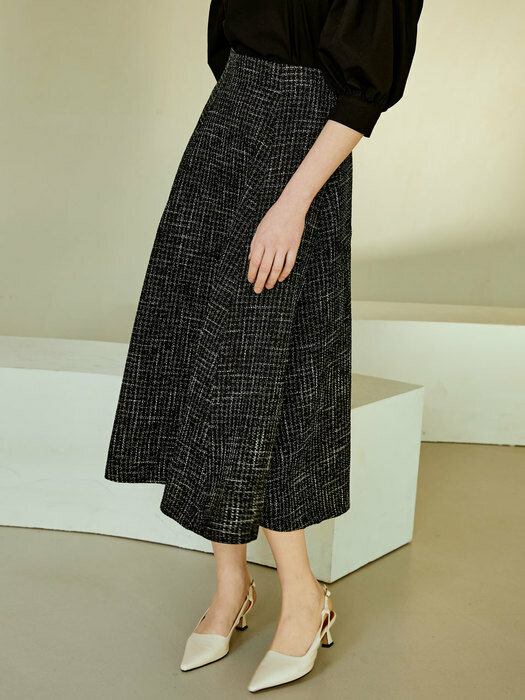 Classic tweed flare skirt (black)
