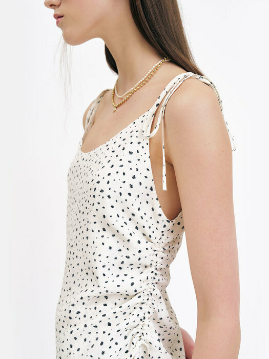 22 Summer_ Cream Print Side String Midi Dress