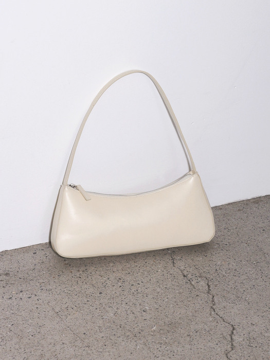 Pebble Shoulder bag Recycled leather cream