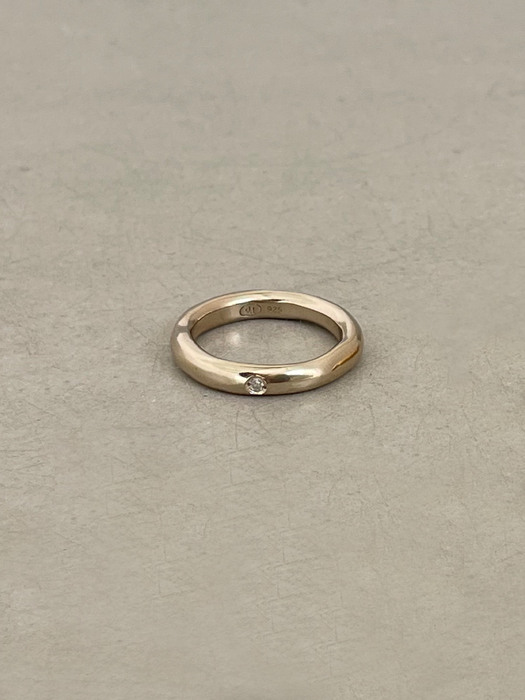 love ring (natural gold type_white,black)