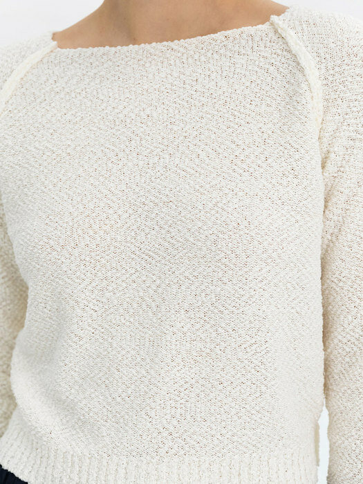 BOUCLE KNIT PULL OVER - IVORY