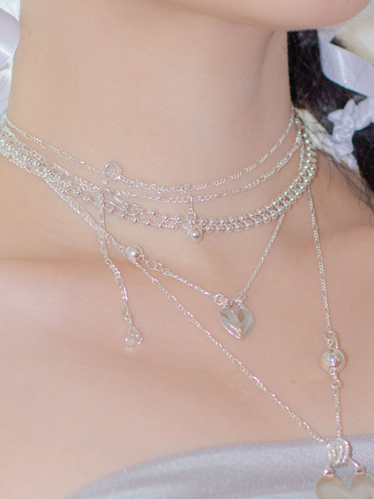 23 Silver mini heart necklace