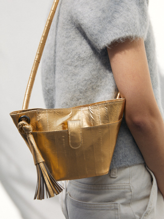 Petal mini shoulder bag (gold)