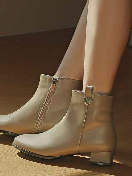 1787 Loveit Ankle Boots