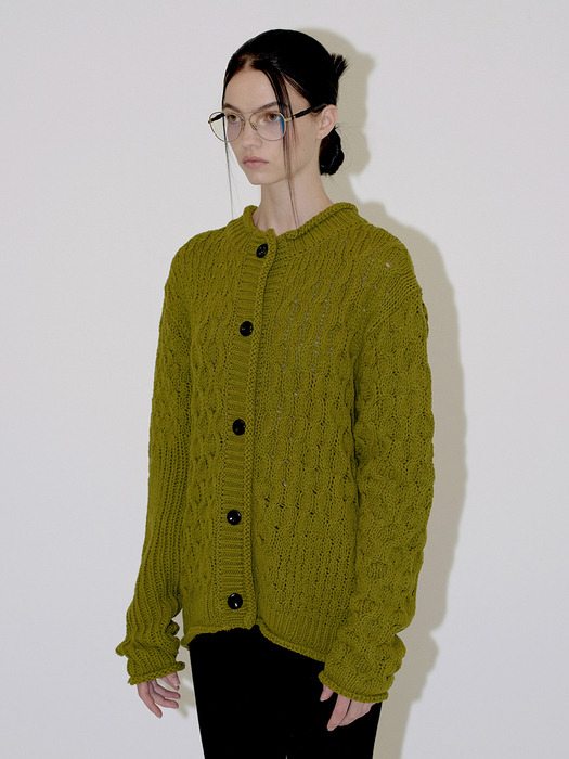 CABLE OVER CARDIGAN (olive)