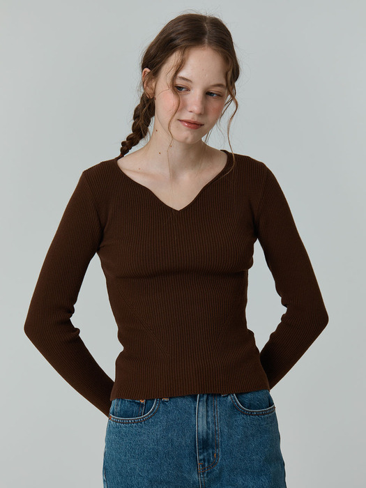 Heart neck ribbed knit (Brown)