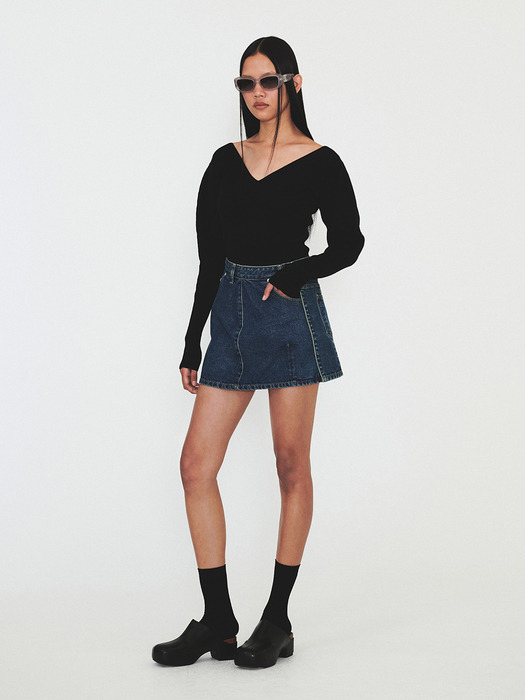 V NECK SILHOUETTE CARDIGAN (black)