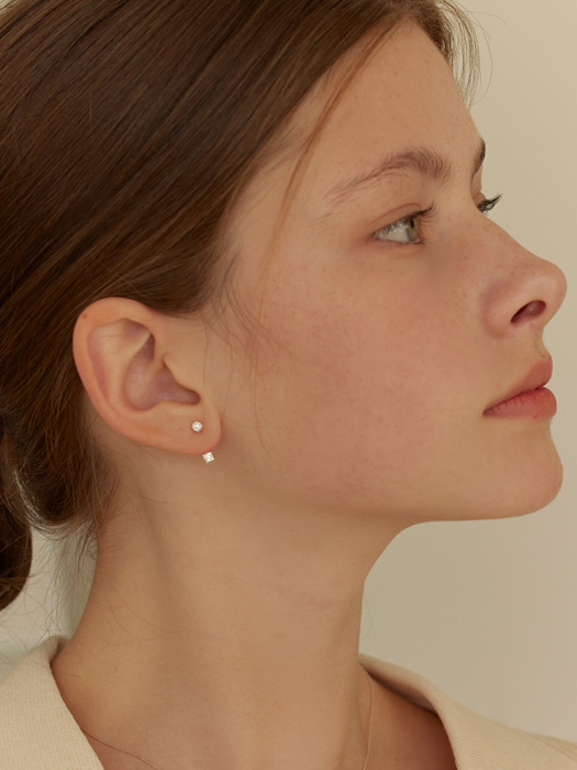 [뉴이어 기프트 6mm+10mm 진주귀걸이 증정] Two way clear earring