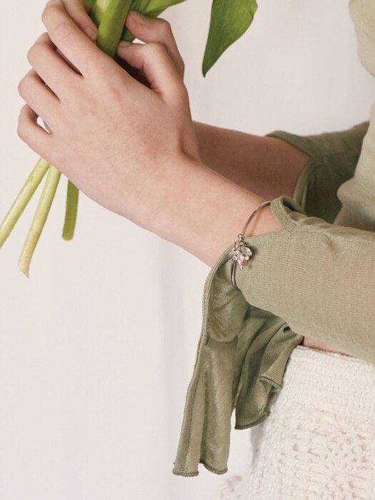 Silver leaf Bangle