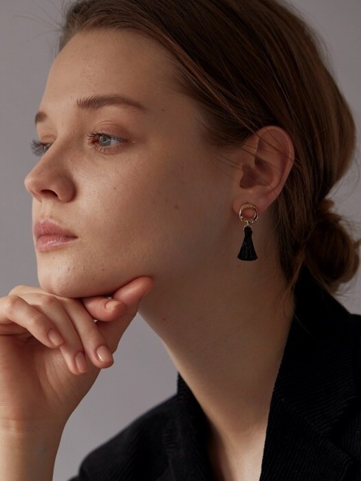 Crumple Ring & Tassel Earrings