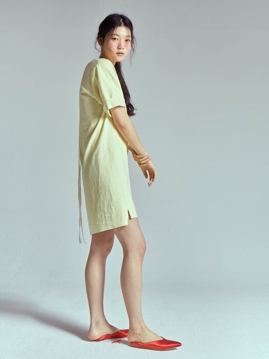 DEEP V NECK LINEN MINI DRESS[LEMON]