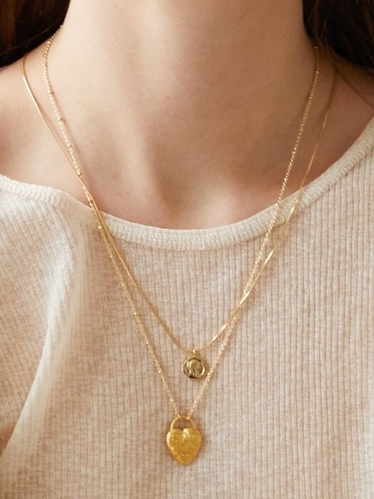 ANCIENT HEART PADLOCK COIN NECKLACE