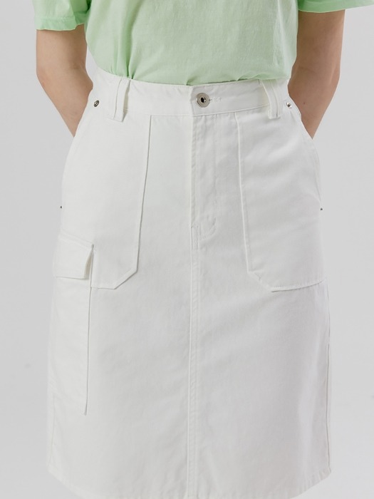 Pocket Skirt [White]