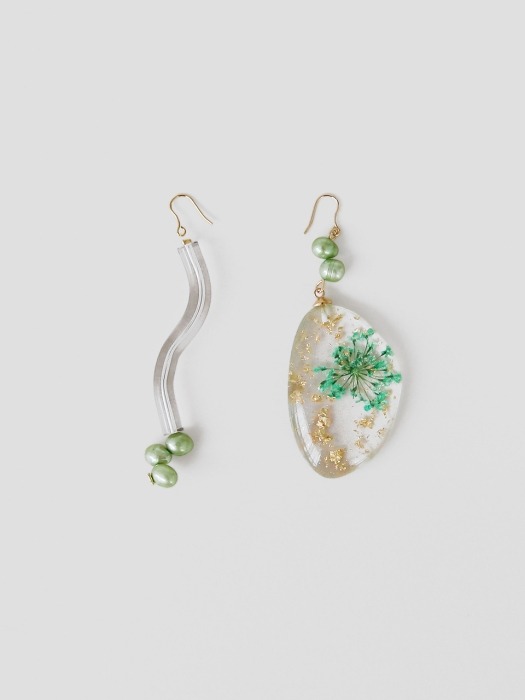 green press flower earrings