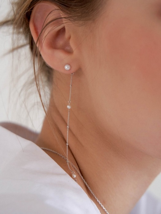 Unbalance Pearl Long Earring (2color)