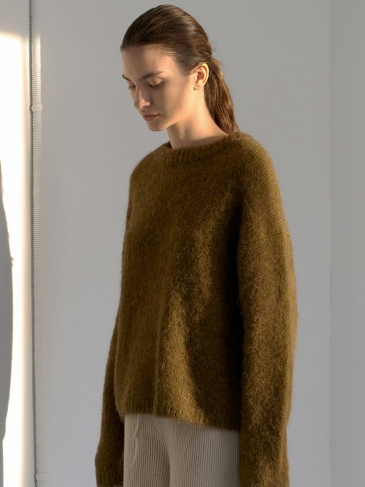 Soft alpaca sweater (Olive green)