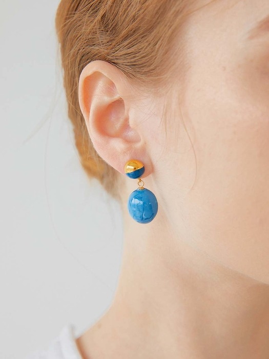 Movement ceramic earring (classic blue2)