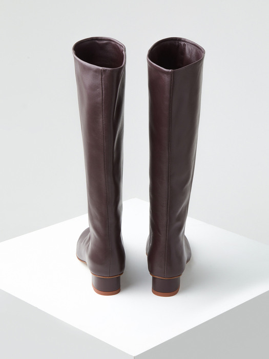 epke Long boots (Pinot noir)