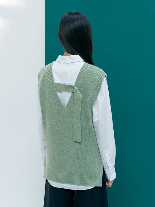 Button Strap Knit Vest - Green (KE0951M02L)