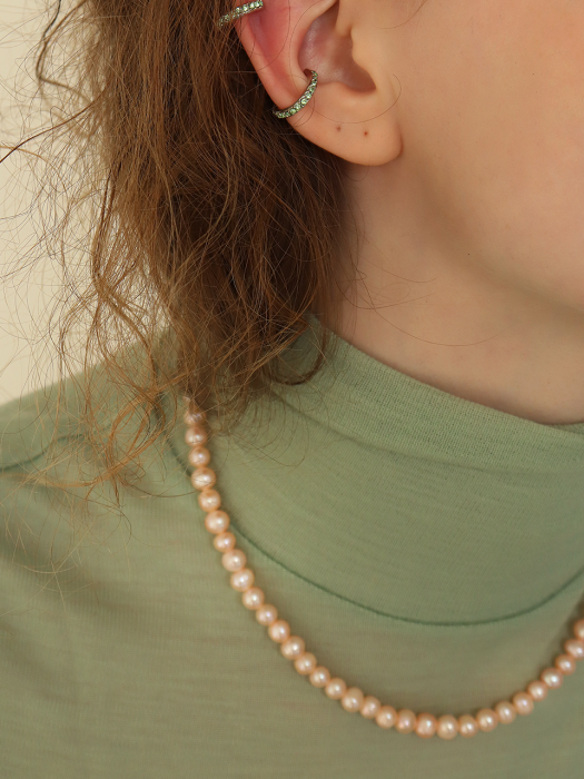 Peach pearl necklace