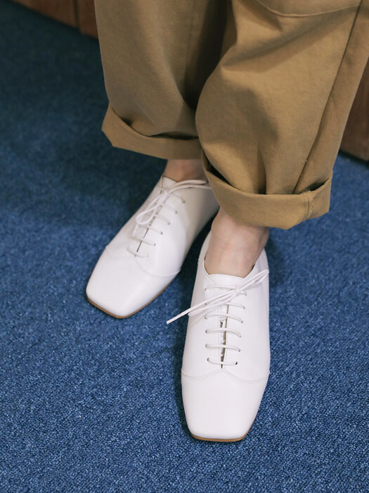 main lace up loafer_white