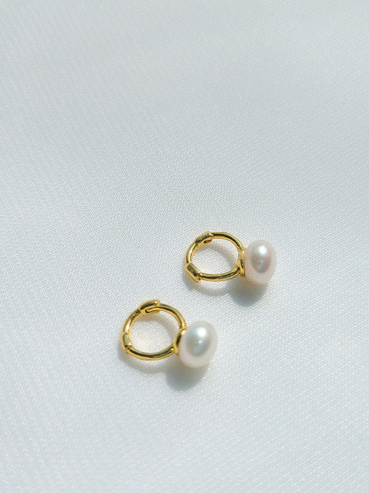 92.5 Silver Pearl Onetouch Earrings
