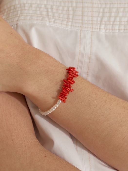 Coral & Pearl Bracelet