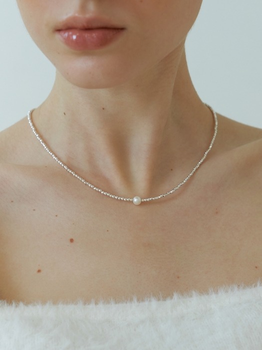 Hematite & Pearl  Necklace
