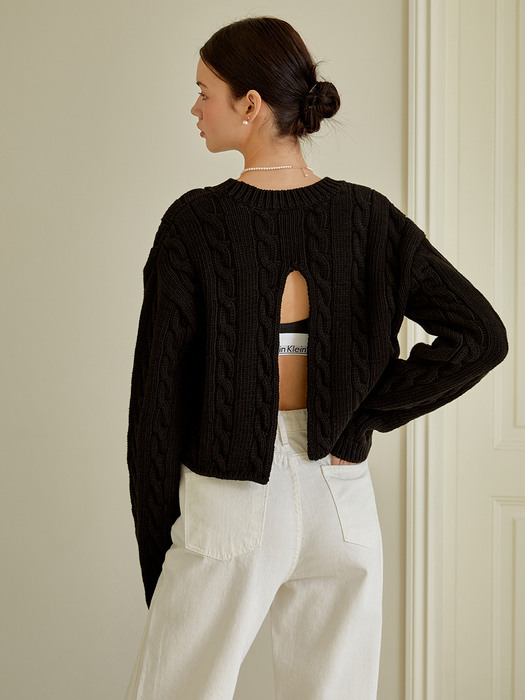 Cable crop slit knit (black)