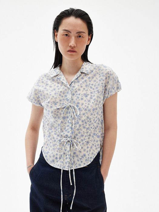 KNOTED BLOUSE _ BLUE FLORAL