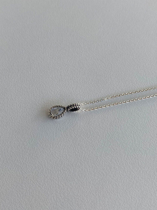 [925 silver] Un.silver.147 / larme necklace