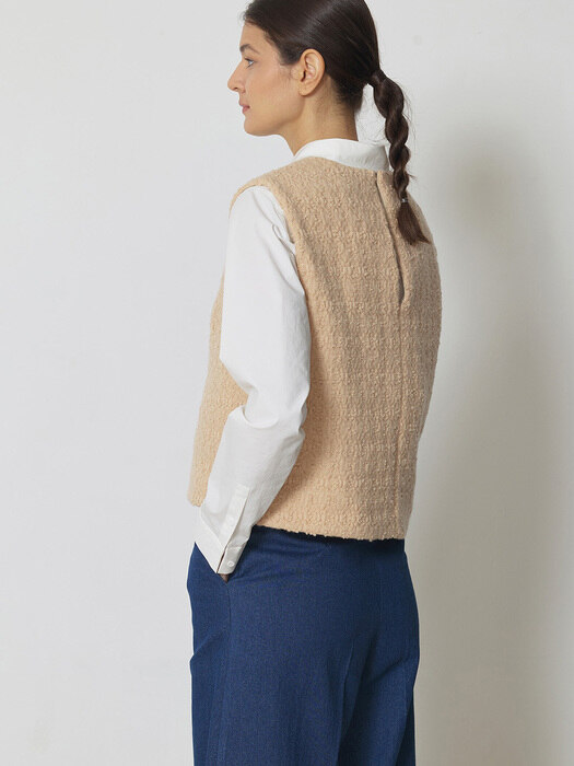 Italian knit vest