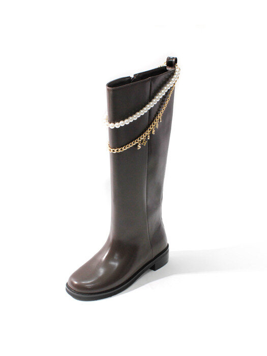 세레나 진주 로고 체인 롱 부츠_B2511(2 Colors) / Serena Pearl Logo Chain Long Boots