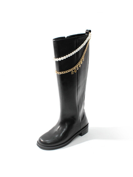 세레나 진주 로고 체인 롱 부츠_B2511(2 Colors) / Serena Pearl Logo Chain Long Boots