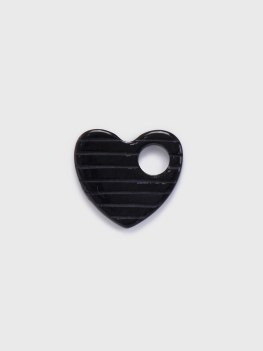 neu heart charm - black