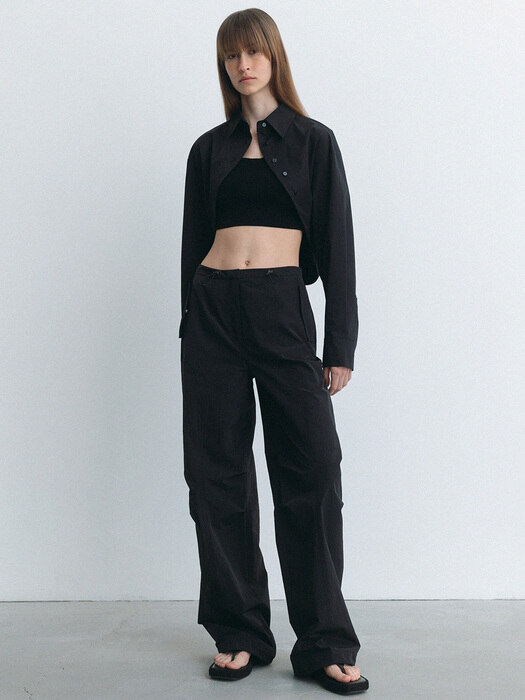 pocket parachute pants (black)