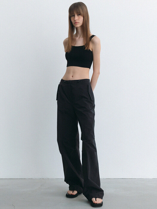 pocket parachute pants (black)