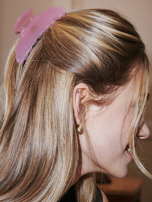 Carry barrette_Pastel banana hair claw