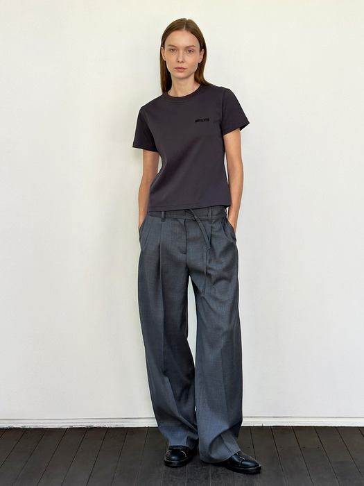 HAILEY GRAY TWO TUCKED TAPERED PANTS