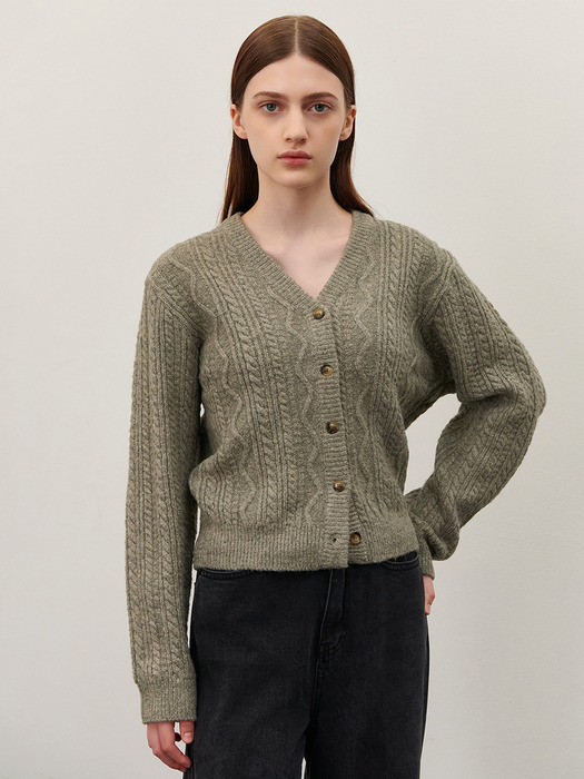 CABLE V-NECK KNIT GRAY