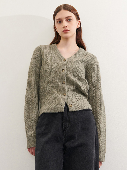 CABLE V-NECK KNIT GRAY