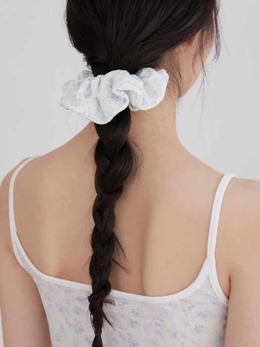 Flower scrunchie (BLUE)