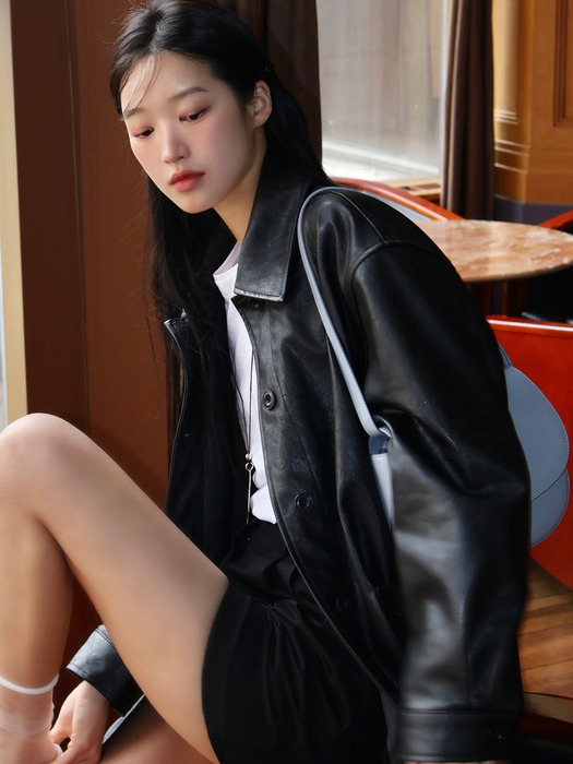 버튼드 레더 자켓 블랙 VW391